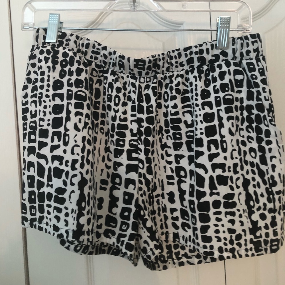 Elastic shorts!